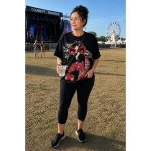 Elle Sequin Graphic T-Shirt